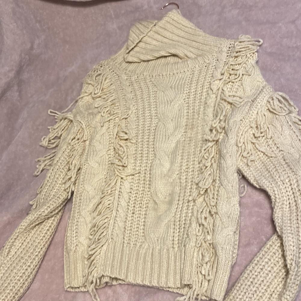 Forever 21 Cable Knit Fringe Sweater